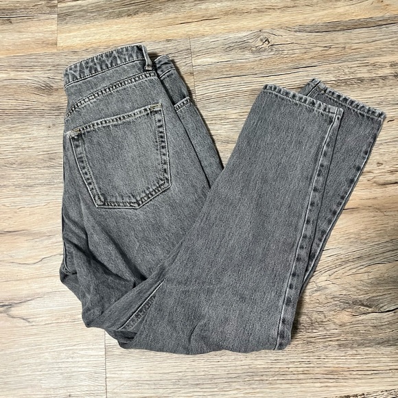 Top Shop Mom Jeans - Picture 2 of 6